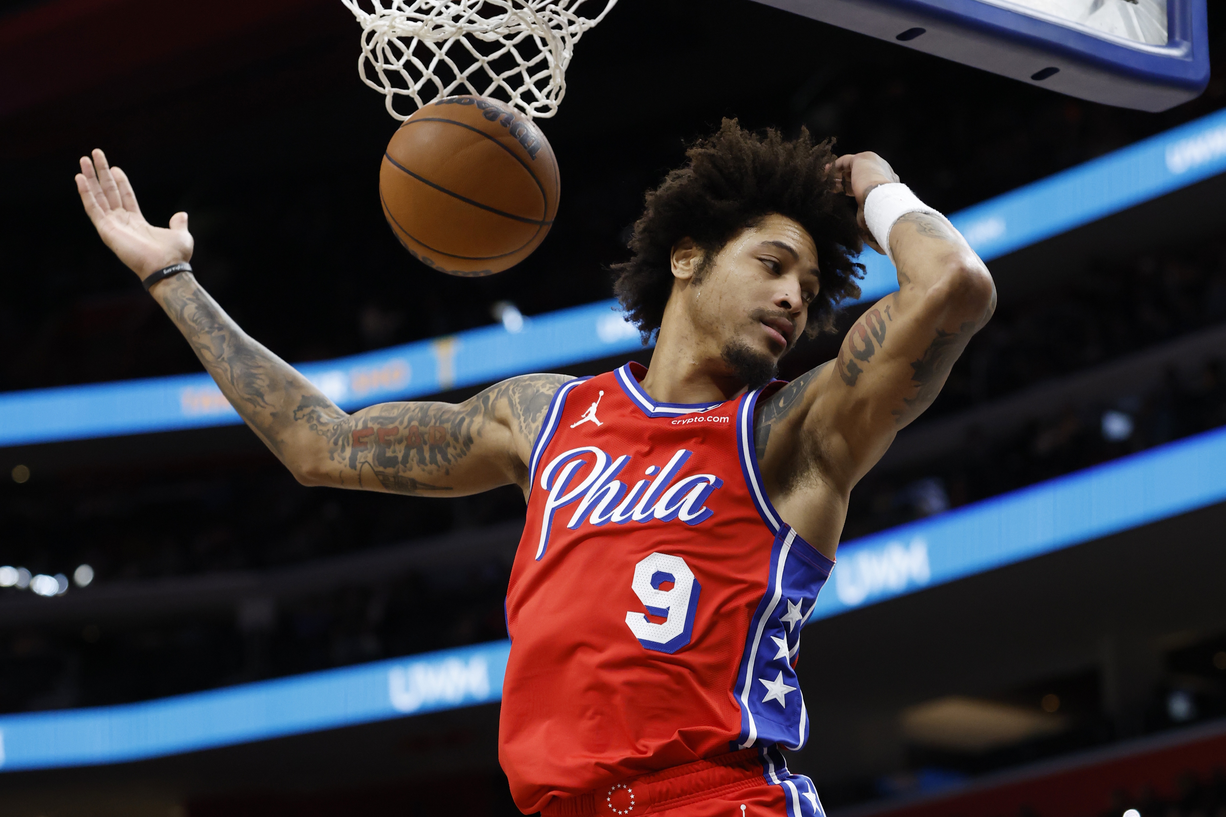 kaiyun-美媒：费城计划交易庄神与乌布雷 为格莱姆斯续约创造薪资弹性